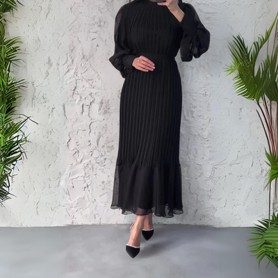 Evelina - Pleated Dress